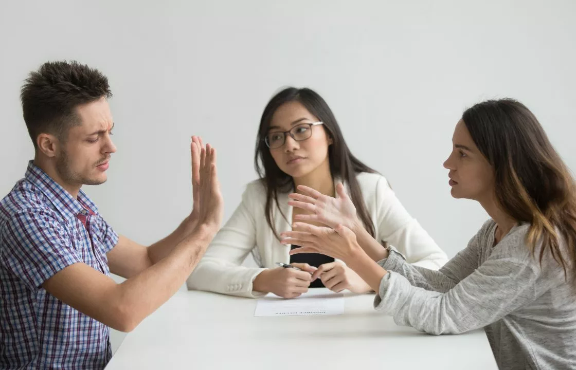 Image of couple arguing in family mediation Cheltenham