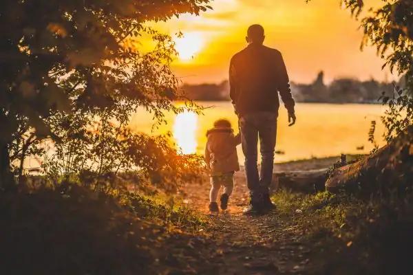 image of dad and child - parental alienation Cheltenham